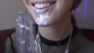 Peas And Pies Mermaid Blowjob & Facial Video